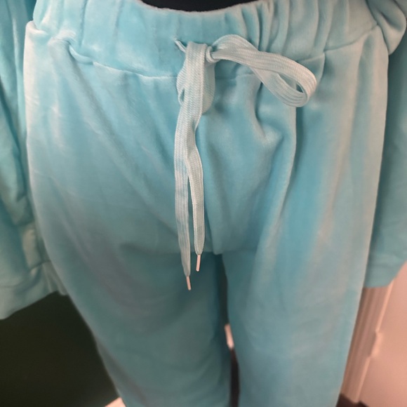 Velvet 2Pc Matching  Set Teal Blue - Picture 4 of 6